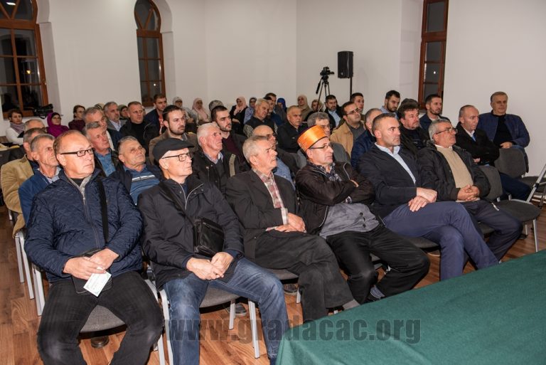 VIDEO: U sali MIZ Gradačac održano predavanje na temu Dana državnosti BiH